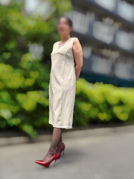 にな